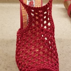 Two Lips crochet stiletto